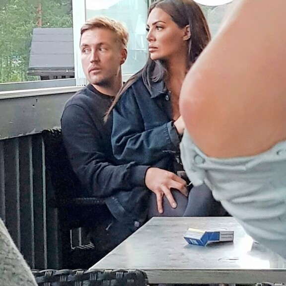 On–off-pariskunta Stefan ja Sofia matkasivat pääsiäisen jälkeen Espanjan aurinkoon. On–off-pariskunta Stefan ja Sofia matkasivat pääsiäisen jälkeen Espanjan aurinkoon.