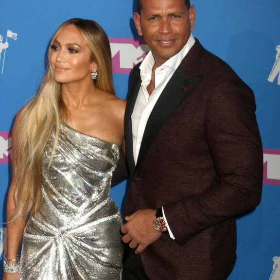Jennifer alkoi seurustella Alexin kanssa, kun tämä lopetti urheilu-uransa baseball-pelaajana vuonna 2017. Kuva All Over Press. j.lo ja a-rod.