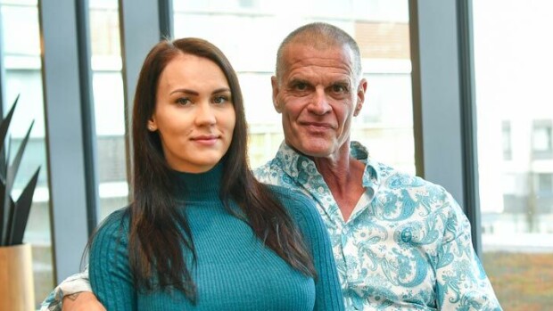 Jättiyllätys! Gladiaattorit-legenda Mika Ounaskari, 57, ja 26-vuotias fitnessrakas Titta: Saamme vauvan! Mika Ounaskari ja Titta-rakas