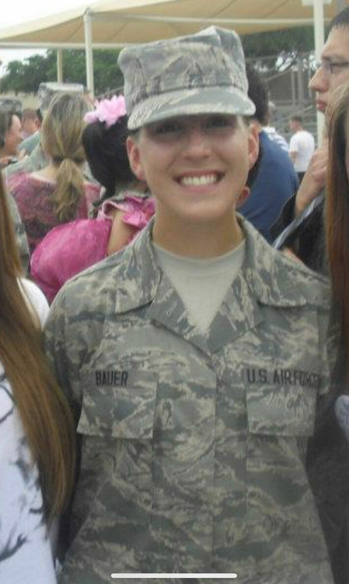 Oho! Ilmavoimien veteraani rikastui OnlyFans-tilillään: Uhkea Paige