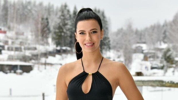 Kohdennettua kylmähoitoa! Miss Suomi Viivi Altonen muokkaa vartaloaan – upeat bikinikuvat Seiskassa! Viivi Altonen