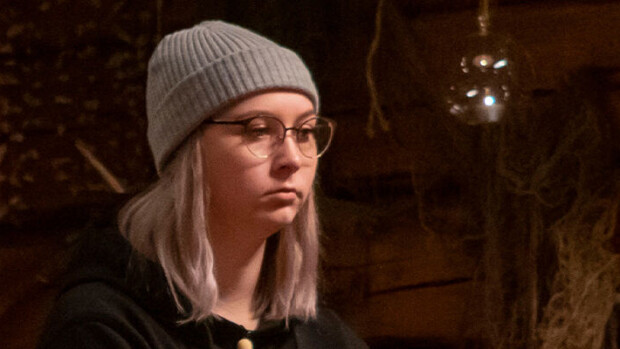 Itkuinen tilitys! Mirkun tunnemyrsky purkautuu vasta iltanuotion jälkeen TIS-Extrassa: 'En ole niin hullu kuin ne ajattelee!' Temptation Island Suomi Miranda Mirkku