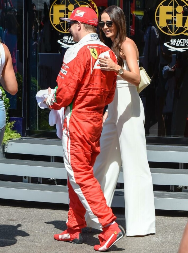 Muistatko? Minttu Räikkösen muodonmuutos hupparibilettäjästä ja Seiskan Tähtitytöstä F1-varikon tyylitaituriksi - huikeat kuvat vuosien varrelta! Minttu ja Kimi