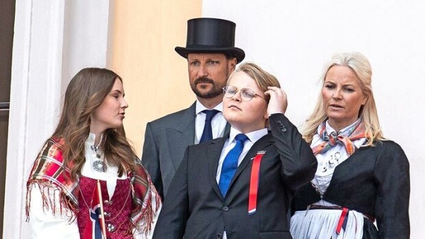 Norjan kuninkaalliset joutuivat amerikkalaisen talk show -isännän pilkan kohteeksi! Norjan kuninkaalliset