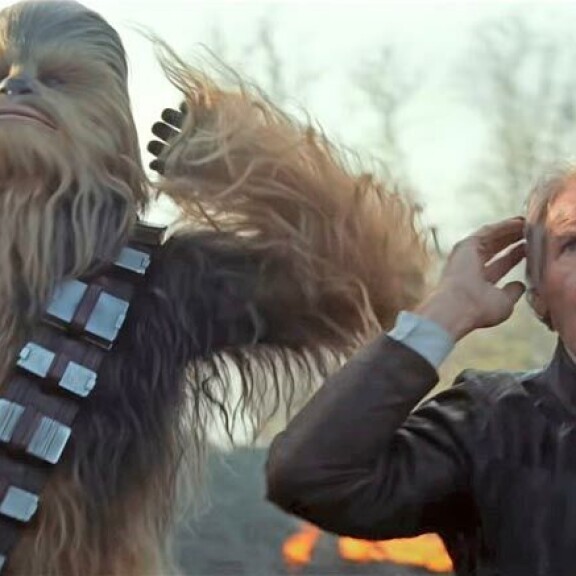 Joonas joutui nipistämään itseään, kun tajusi näyttelevänsä Harrison Fordin rinnalla. – Kylvin koko lapsuuteni Harrison Ford -kuvastossa, hänhän oli 1990-luvulla käytännössä jokaisessa leffassa. Ei ole toista hänen kaltaistaan tähteä. Joonas joutui nipistämään itseään, kun tajusi näyttelevänsä Harrison Fordin rinnalla. – Kylvin koko lapsuuteni Harrison Ford -kuvastossa, hänhän oli 1990-luvulla käytännössä jokaisessa leffassa. Ei ole toista hänen kaltaistaan tähteä.