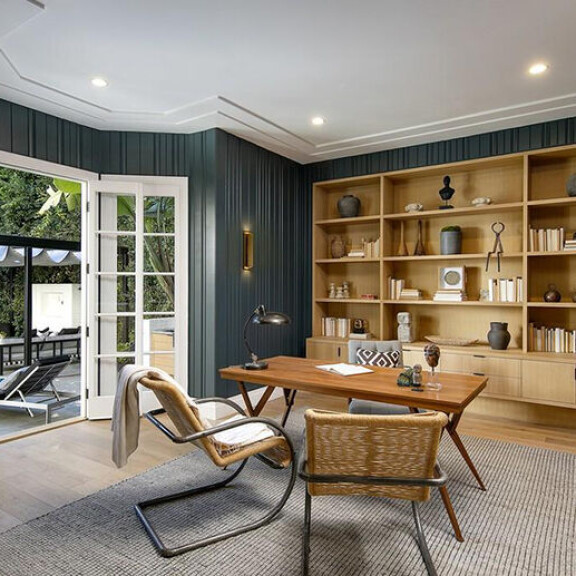 Justin Bieber menetti yli puoli miljoonaa dollaria talokaupoissaan - megatähti myi huonekalunsakin: katso kuvat ökykartanosta! Justin Bieberin talo myytiin