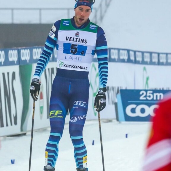 25-vuotias Joni Mäki lukeutuu Suomi-hiihdon kiinnostavimpiin tulevaisuuden nimiin. 25-vuotias Joni Mäki lukeutuu Suomi-hiihdon kiinnostavimpiin tulevaisuuden nimiin.