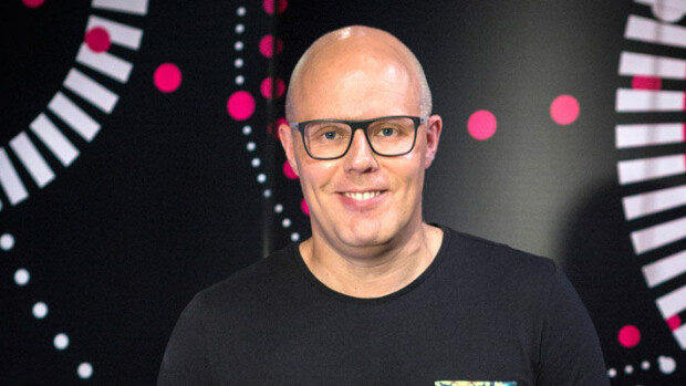 Radiojuontaja ei välttynyt tartunnalta! Aki Linnanahteella todettiin koronavirus – kannustaa kaikkia toimimaan vastuullisesti: ”Menkää testiin lievistäkin oireista” aki linnanahde. Kuva Pasi Murto.