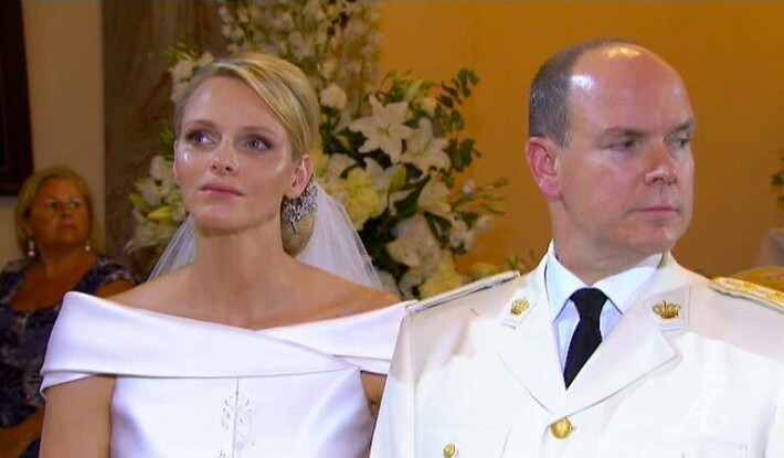 Charlene vaikutti onnettomalta morsiamelta häissään vuonna 2011.