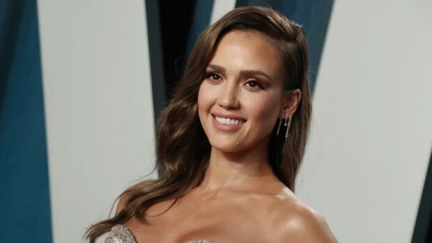 Jessica Alba hylkäsi märät bikinit! Hollywoodin seksiobjektista kasvoi feministiaktivisti – ”Usein näkee naisrooleja, jotka kuka tahansa voisi tehdä” Jessica Alba