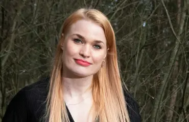 Liivitöntä muttei hävytöntä! Iida Ketola-Korppilan superkuuma kuva yläosattomissa: ”Oman elämäni Kim Kardashian”