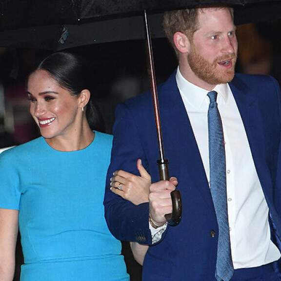 Skandaaliteos! Herttuatar Meghanin isosisko kirjoitti häijyn kirjan perheenjäsenestään – Tyrkkyprinsessan siskon päiväkirja paljastaa sisarkateuden raadollisuuden meghanharry