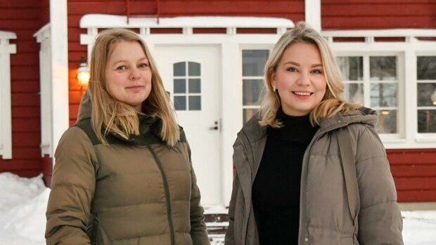 Todellisia Lapin kaunottaria! Yrittäjäystävykset Sirly Ylläsjärvi ja Heidi Seikkula aloittivat bisneksensä täysin nollasta – kova työ vei palkintojuhliin Lontoon yöhön: 'Se oli ihan mieletöntä!' Sirly Ylläsjärvi ja Heidi Seikkula