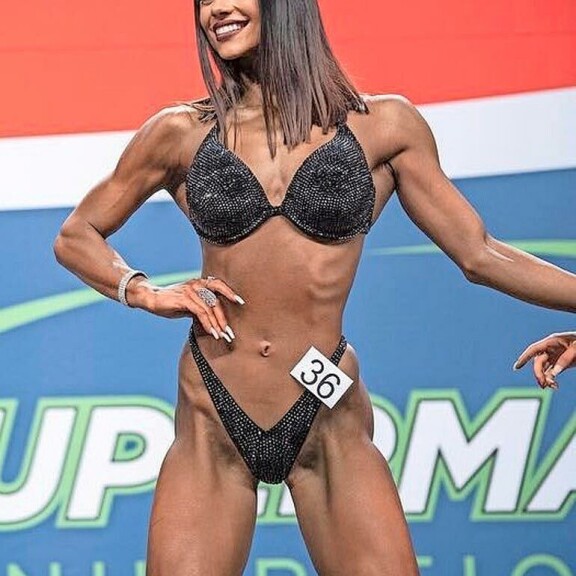 Viikon Kääk!-juorut: Putous-tähdet Joonas Nordman ja Pilvi Hämäläinen nauttivat pitkän illallisen yhdessä! Ilona Siekkinen