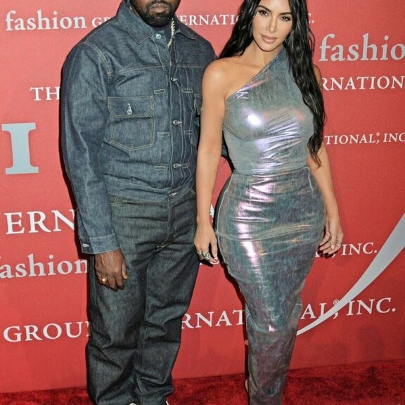 Superparin erohuhut kiihtyvät: Kim Kardashian haluaa eroon Kanye Westistä - palkkasi jo huippujuristin Kim ja Kanye syvällä aviokriisissä