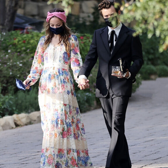 Nämä kuvat nostattivat suhdekohun – Harry Styles ja Olivia Wilde romanttisissa tunnelmissa käsi kädessä Olivia Wilde ja Harry Styles häissä 3