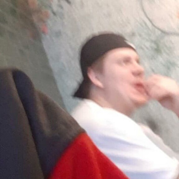 Sokkieron yllätyskäänne! Salkkarit-kaunotar Jasmin Voutilaisella ja Love Island -Villellä yhteinen viikonloppu – koskettelua illallisella! Kasperi Kapanen