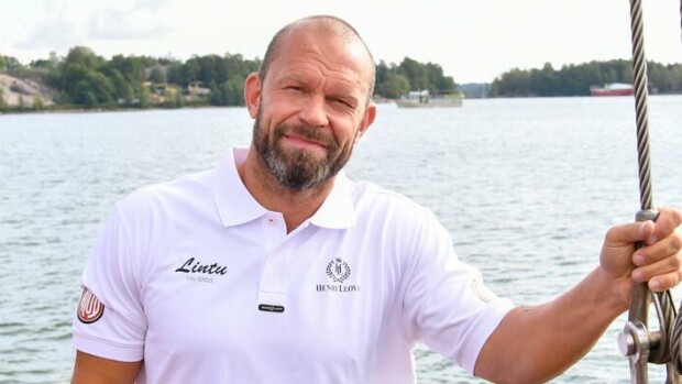 Jere Karalahdelta karhutaan 100 000 euroa – ex-kiekkoilijan ulosottopaperit karua luettavaa! Jere Karalahti