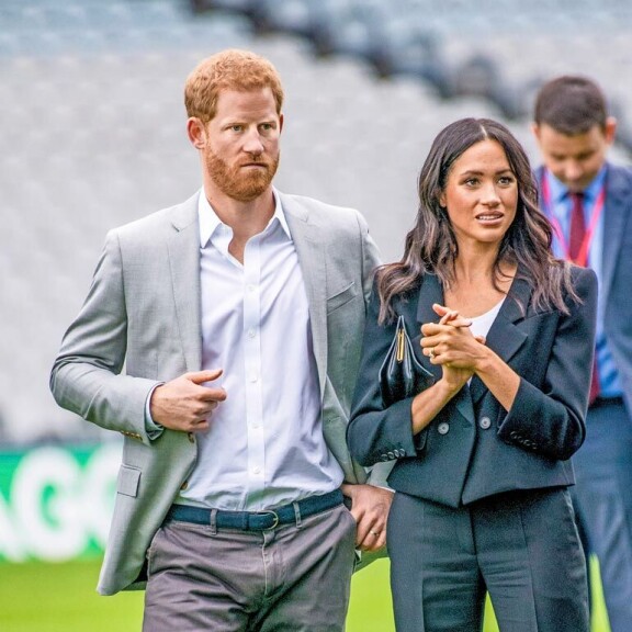 Herttuatar kirjoitti itsestään lehteen paljastuksen: Meghan suree keskenmenoaan Meghan ja Harry