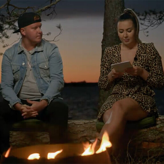 Räävitön sanasota! Toisiaan pettäneiden Jonnan ja Jussin jälleentapaaminen Temptation Island Suomessa päättyi todella karusti: 'Sä olit kauhea ja oksettava!' TIS