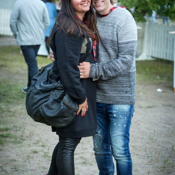 Vuonna 2000 avioituneilla Henriikalla ja Kapella on kaksi lasta. Parin ero astui voimaan viime vuonna. Vuonna 2000 avioituneilla Henriikalla ja Kapella on kaksi lasta. Parin ero astui voimaan viime vuonna.