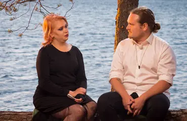 "Vihaatko sä mua?" Juuso laittoi Jennan tiukoille fetissileikeistä viimeisellä TIS-iltanuotiolla - näin heidän parisuhteelleen lopulta kävi