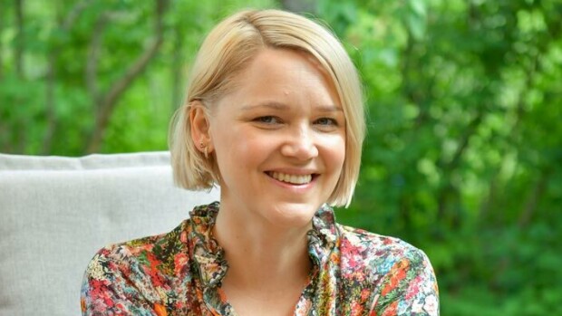 Anna-Maija Tuokko joutui ongelmiin Onnela-sarjan kuvauksissa – ”En saa sanottua repliikkejäni” Anna-Maija Tuokko