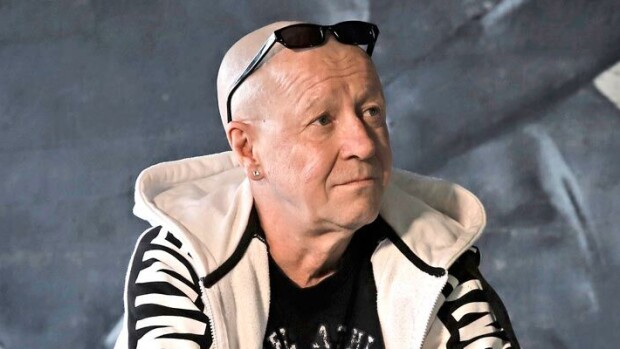 Vakavasti sairastuneen Hausmylly-laulaja Enzo Pulkkisen yllätys: ”Syöpäni katosi!” Enzo Pulkkinen