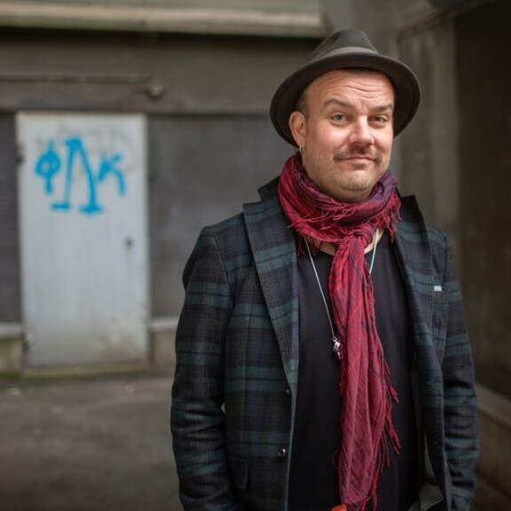 MagnumLiven musiikkiagentti Esa Nummela on työskennellyt muun muassa Saija Tuupasen, Janne Tulkin ja Marita Taavitsaisen kanssa. – Romussa on potentiaalia! MagnumLiven musiikkiagentti Esa Nummela on työskennellyt muun muassa Saija Tuupasen, Janne Tulkin ja Marita Taavitsaisen kanssa. – Romussa on potentiaalia!