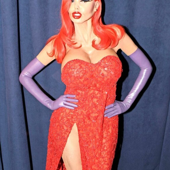 Tunnistatko tätä mummelia huippumalliksi?! Heidi Klum osaa räväyttää halloween-asuillaan – kuvat! Heidi Klum