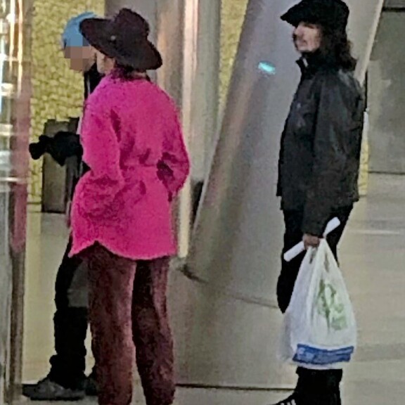 Viikon Kääk!-juorut: Andy McCoy esiintyi lähes tyhjässä Sedu Koskisen ravintolassa – uhkasi motata kuvaajaa kuonoon! Sam Yaffa Meeri Koutaniemi