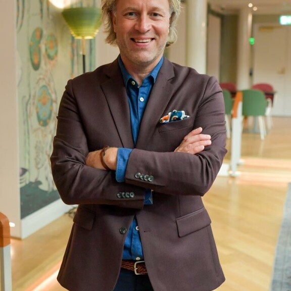 Kari harmitteli Seiskalle jo neljä vuotta sitten, että työ pitää häntä paljon poissa kotoa. Kari harmitteli Seiskalle jo neljä vuotta sitten, että työ pitää häntä paljon poissa kotoa.