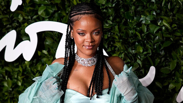 Rihanna bongattiin kaupasta ostamassa riisiä - paparazzikuvat paljastavat huikean vapaa-ajan tyylin! Rihanna