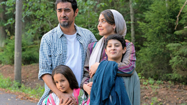 Elokuva-arvio: Ensilumi - 'Tämä on vuoden 2020 paras kotimainen elokuva!' Ensilumi elokuva