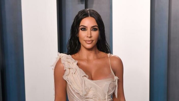 Seksivideo siivitti suosioon! Kim Kardashian täyttää 40 vuotta – kohukaunottaren elämä täynnä skandaaleja! Kim Kardashian