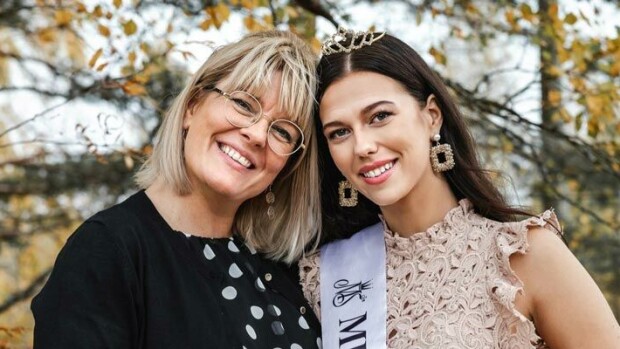 Miss Suomi hyppäsi rotkoon! Viivi Altosen Kati-äiti: ”Olen saanut pelätä Viivin puolesta!” Viivi Altonen