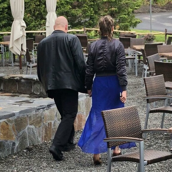 Mika Pohjonen ja Ulla Bürger kuvattuna yhdesä vuonna 2018 Järvisydämessä. Mika Pohjonen ja Ulla Bürger