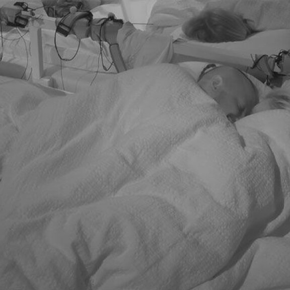 Taas seksiä BB-kameroiden edessä! Ella ja Arttu tyydyttivät toisiaan käsillä, Ella jäi kiinni valheesta: ”Hirveä lotina ja lätinä kävi” - kuva! Arttu ja ella
