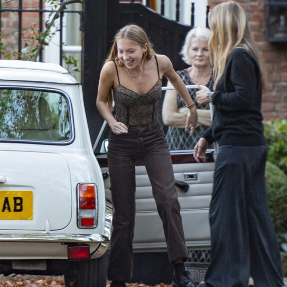 Kate Moss antoi huikean synttärilahjan 18-vuotiaalle Lila-tyttärelleen, kuvat kertovat kaiken - tällaisia ökylahjoja supertähdet ovat ostaneet lapsilleen! Lila Moss