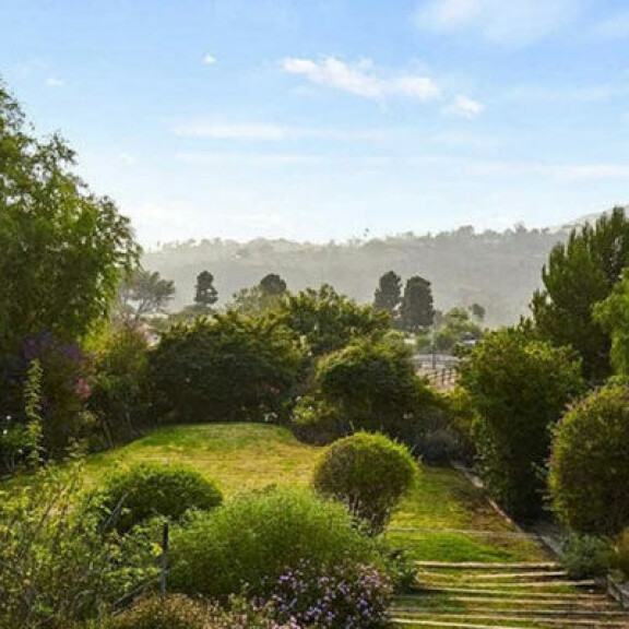 Näyttelijäkomistus Chris Hemsworth myy taloaan viidellä miljoonalla: luksuslukaalista aukeavat hengästyttävät maisemat - katso kuvat! 9