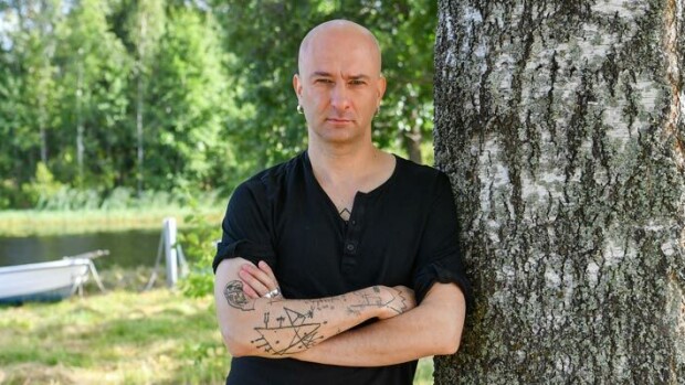 Vain elämää -tähti Herra Ylppö viihtyy idyllisessä maalaismaisemassa: Elämä kotikaupungissa ahdisti! Herra Ylppö