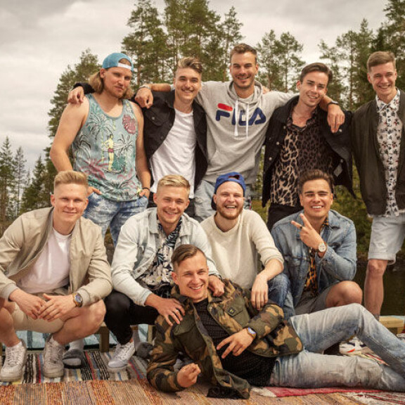 Tämän kauden kaikki miessinkut. TIS 8 miessinkut