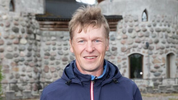 Yhteisiä öitä! Toni Nieminen hurautti uuden rakkaansa luo – lainasi auton ex-alppitähdeltä! Toni Nieminen