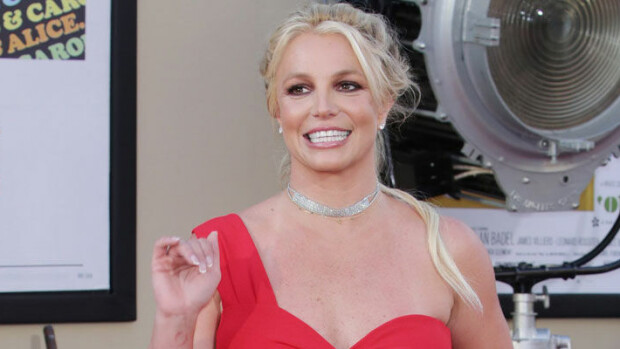 Britney Spears haluaa eroon holhoussopimuksestaan: pyytää oikeutta poistamaan isänsä käskyvallan omaan elämäänsä - taustalla vuosia kestänyt sotku ja vapautuskampanja! Britney Spears