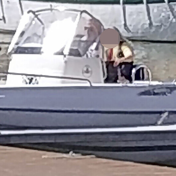 Laulajalegenda Danny ja 19-vuotias kaunotar keräsivät katseet Raumalla - paparazzikuva! danny