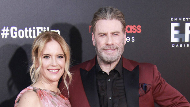 John Travoltan vaimo, näyttelijä ja malli Kelly Preston, 57, on kuollut sairauden nujertamana: 'Hän piti taistelunsa yksityisenä' Kelly Preston John Travolta