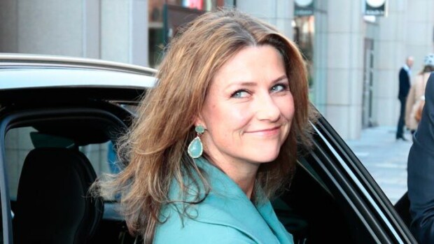 Pudotti hintaa! Prinsessa Märtha Louise herätti paheksuntaa – yrittää myydä kartanoaan! Märtha Louise