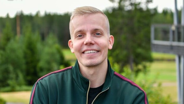 Tuskainen rakennusprojekti loppusuoralla! Tässä on Elastisen kohuttu merenrantatalo – kuva! Elastinen