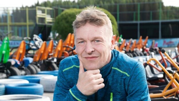 Ohhoh! Toni Nieminen nähtiin ex-rakkaansa kanssa – kuiskuttelua ja shoppailua! Toni Nieminen