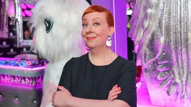 Rivitalokämppä helsinkiläislähiössä! Putous-tähti Jenni Kokander laittoi kotinsa myyntiin! Jenni Kokander